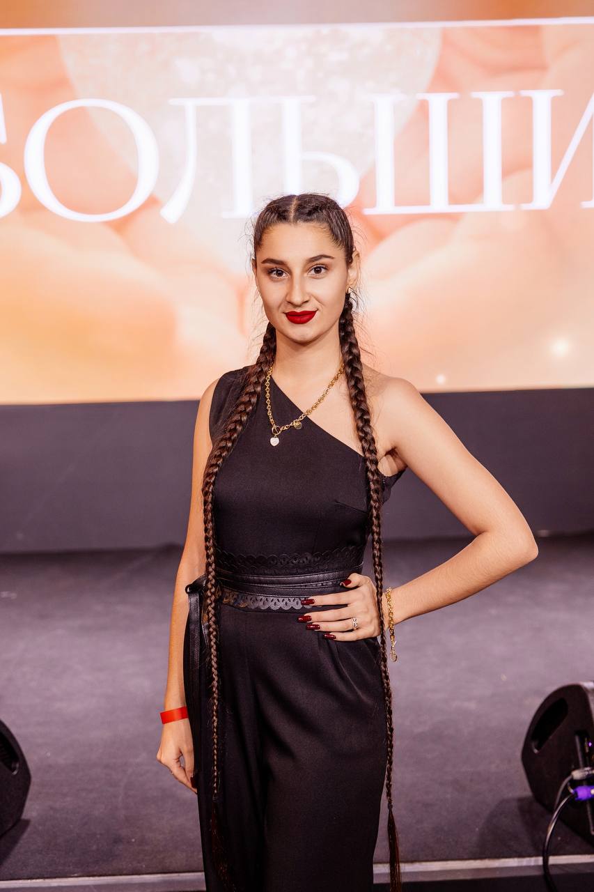 Всероссийская премия «Человек с большим сердцем» прошла в Москве Всероссийская премия «Человек с большим сердцем» прошла в Москве