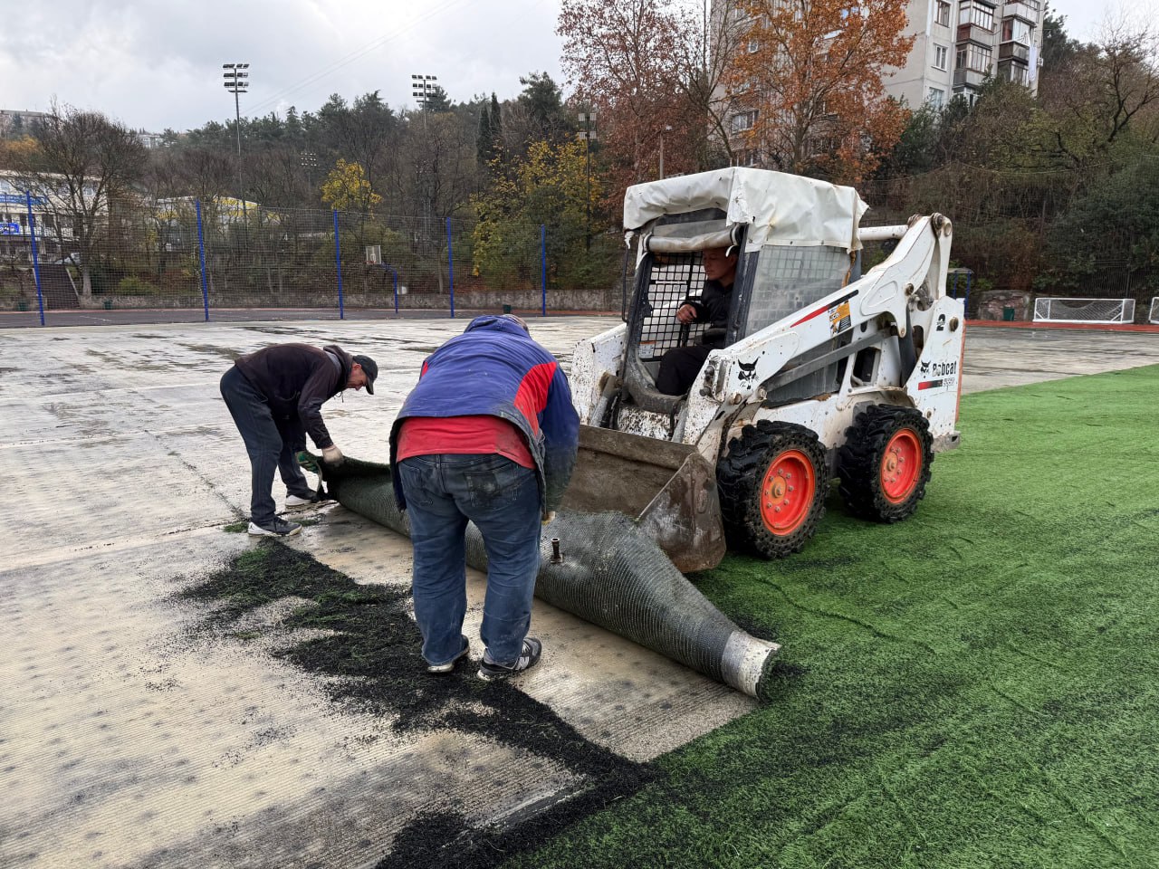 Янина Павленко: Обновленное поле уже к Новому году получат воспитанники Детско-юношеского центра по физкультуре и спорту Янина Павленко: Обновленное поле уже к Новому году получат воспитанники Детско-юношеского центра по физкультуре и спорту