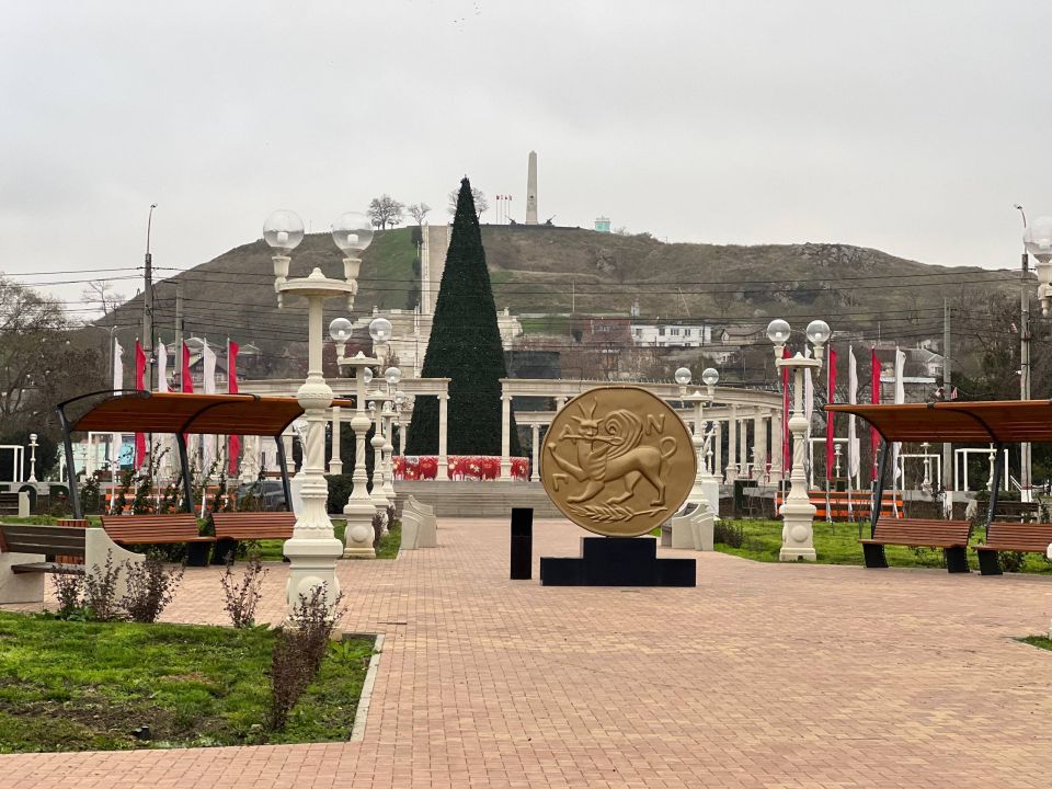 � ����� ������� ������������ ���������� � ������ ����