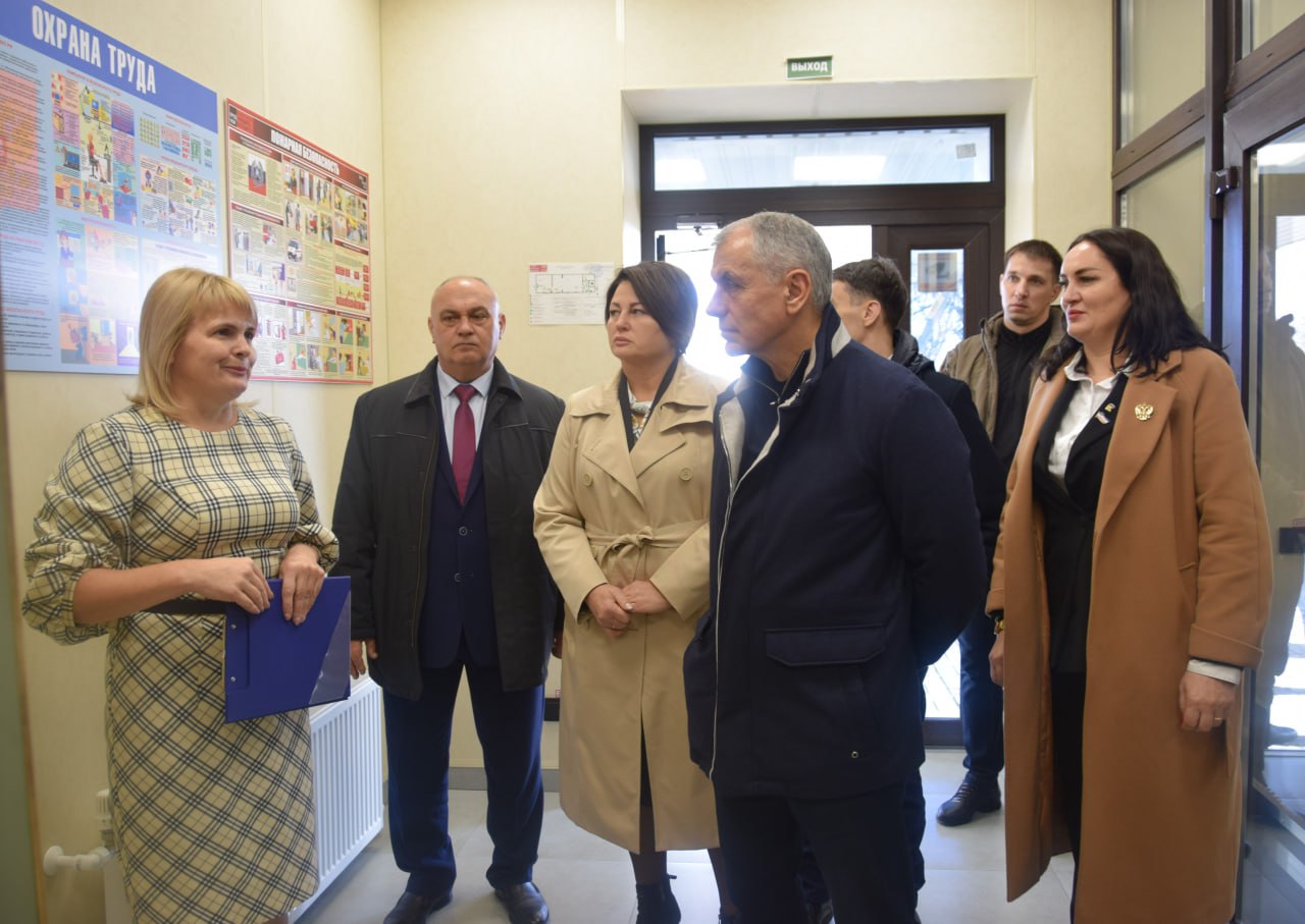 Вчера наш район посетил Председатель Госсовета Крыма Владимиром Константиновым Вчера наш район посетил Председатель Госсовета Крыма Владимиром Константиновым