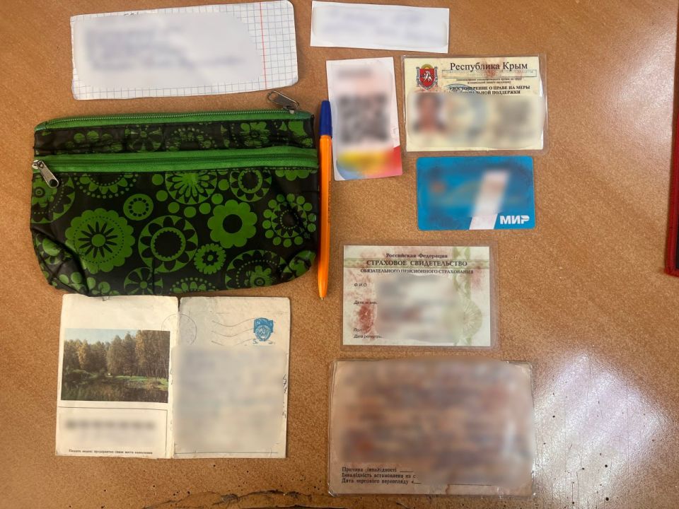 Транспортные полицейские Крыма задержали подозреваемого в краже косметички с деньгами и личными вещами