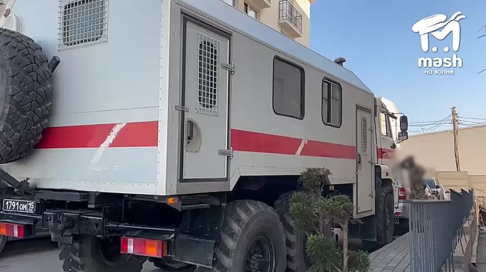 Силовики прямо сейчас работают в офисе "Севстара"