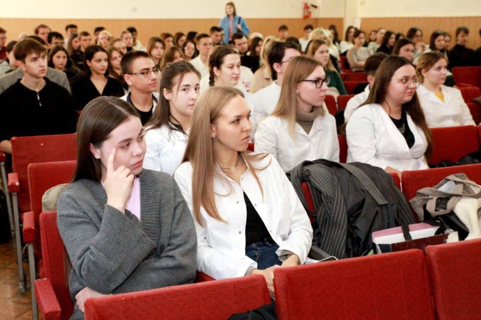 Наталья Резниченко: 4 декабря в стенах Ордена Трудового Красного знамени медицинском институте им. С.И. Георгиевского прошла встреча Васильева Егора Андреевича Наталья Резниченко: 4 декабря в стенах Ордена Трудового Красного знамени медицинском институте им. С.И. Георгиевского прошла встреча Васильева Егора Андреевича