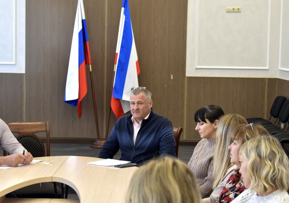 В преддверии Международного дня борьбы с коррупцией в Минстрое Крыма состоялось семинарское занятие по противодействию коррупции