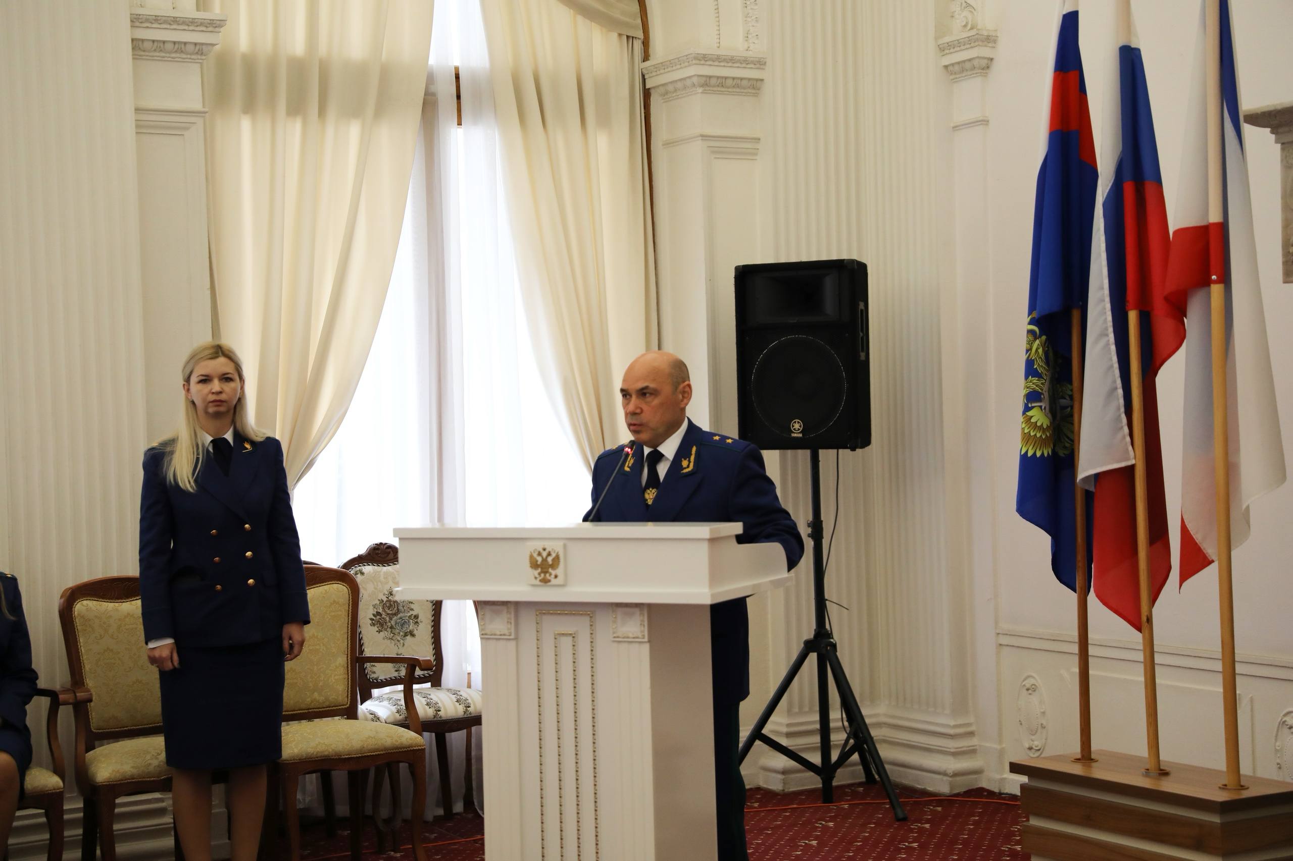 Юрий Нимченко: Принял участие в торжественной церемонии принятия присяги и вручения погон молодым специалистам прокуратуры Республики Крым в Ливадийском дворце-музее