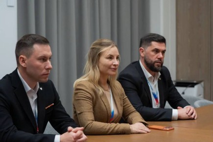  :     -,           -