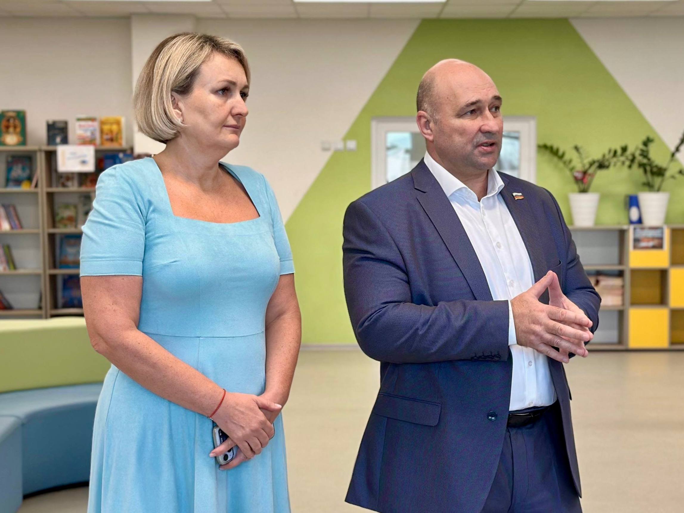 Владимир Немцев: 5 декабря мы отмечаем важный праздник — День добровольца (волонтёра) Владимир Немцев: 5 декабря мы отмечаем важный праздник — День добровольца (волонтёра)