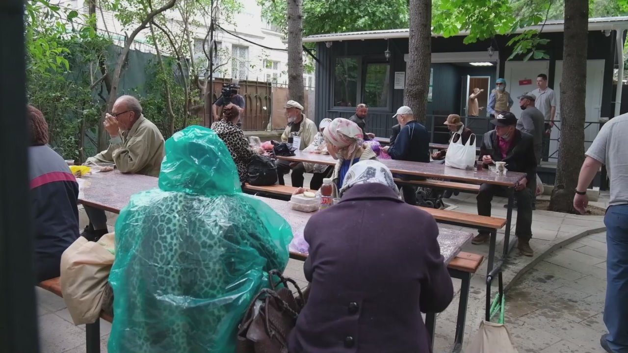 Янина Павленко: От всего сердца и с глубочайшей благодарностью поздравляю ялтинцев, которые несут свет, не ожидая ничего взамен, с Международным Днем волонтера Вы – скромные герои наших дней, ваша работа часто остаётся за...