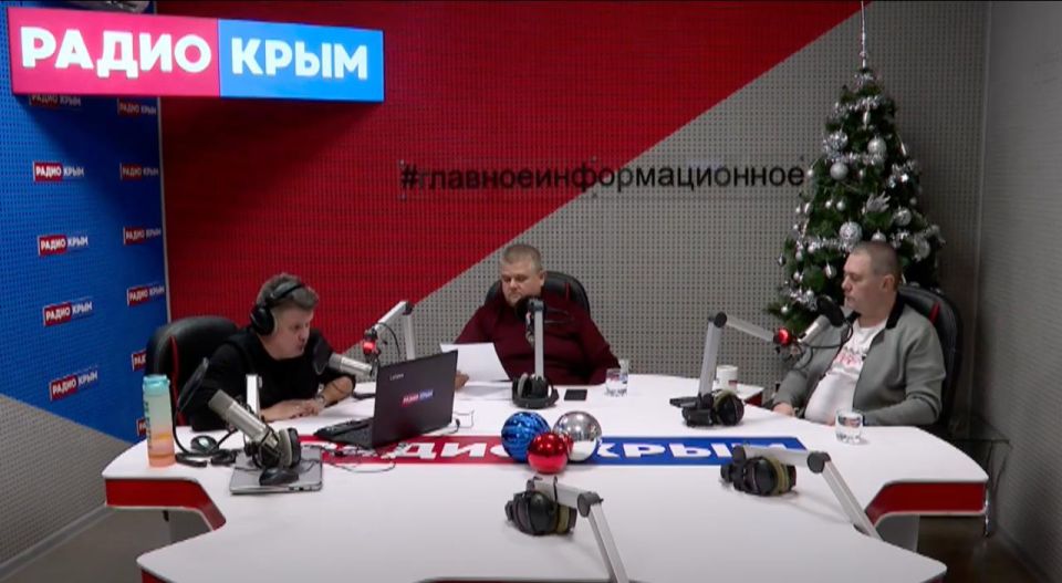 «ВЕЧЕР.18+». В этом выпуске обсудили: Индия арендует у России атомную подводную лодку