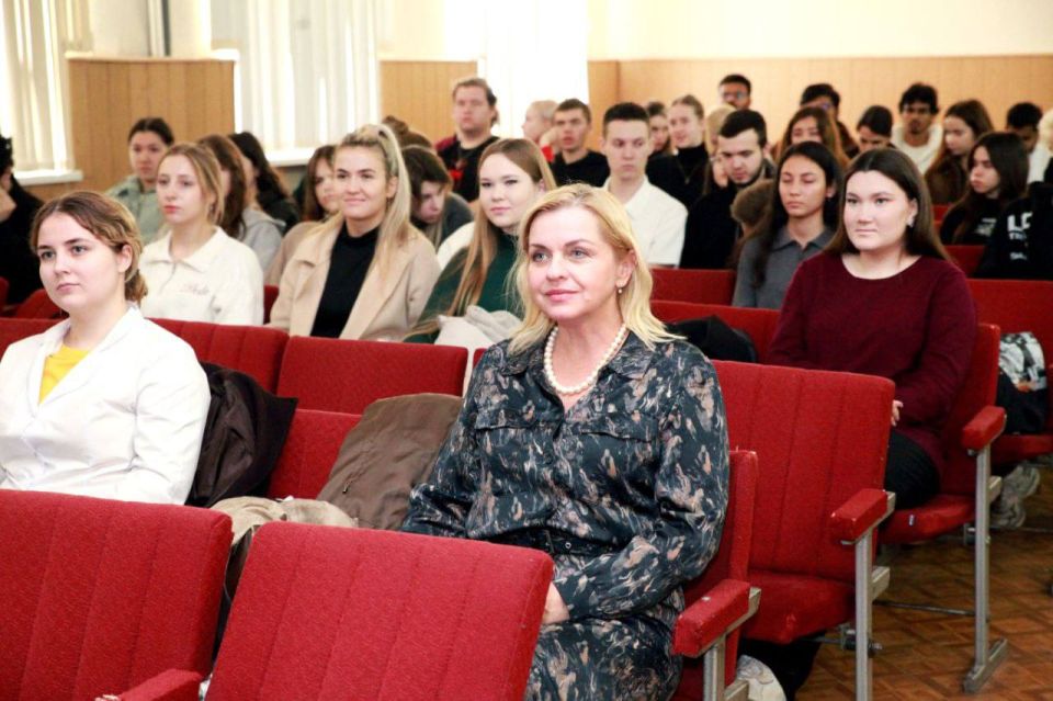 Наталья Резниченко: 4 декабря в стенах Ордена Трудового Красного знамени медицинском институте им. С.И. Георгиевского прошла встреча Васильева Егора Андреевича