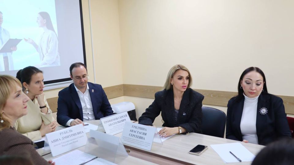 Анастасия Гридчина: В Российском государственном университете правосудия им. В. М. Лебедева состоялся круглый стол партийного проекта «Женское здоровье» в рамках «Женского движения Единой России», посвященный репродуктивной... Анастасия Гридчина: В Российском государственном университете правосудия им. В. М. Лебедева состоялся круглый стол партийного проекта «Женское здоровье» в рамках «Женского движения Единой России», посвященный репродуктивной...
