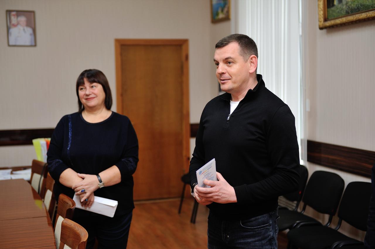 В Евпатории с профессиональным праздником поздравили волонтеров добровольческого поисково-спасательного отряда «ПоискКрым» В Евпатории с профессиональным праздником поздравили волонтеров добровольческого поисково-спасательного отряда «ПоискКрым»