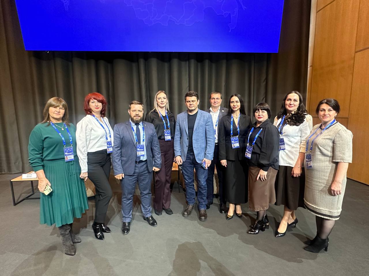 Делегация Крыма на форуме «Большие решения малой Родины» Делегация Крыма на форуме «Большие решения малой Родины»