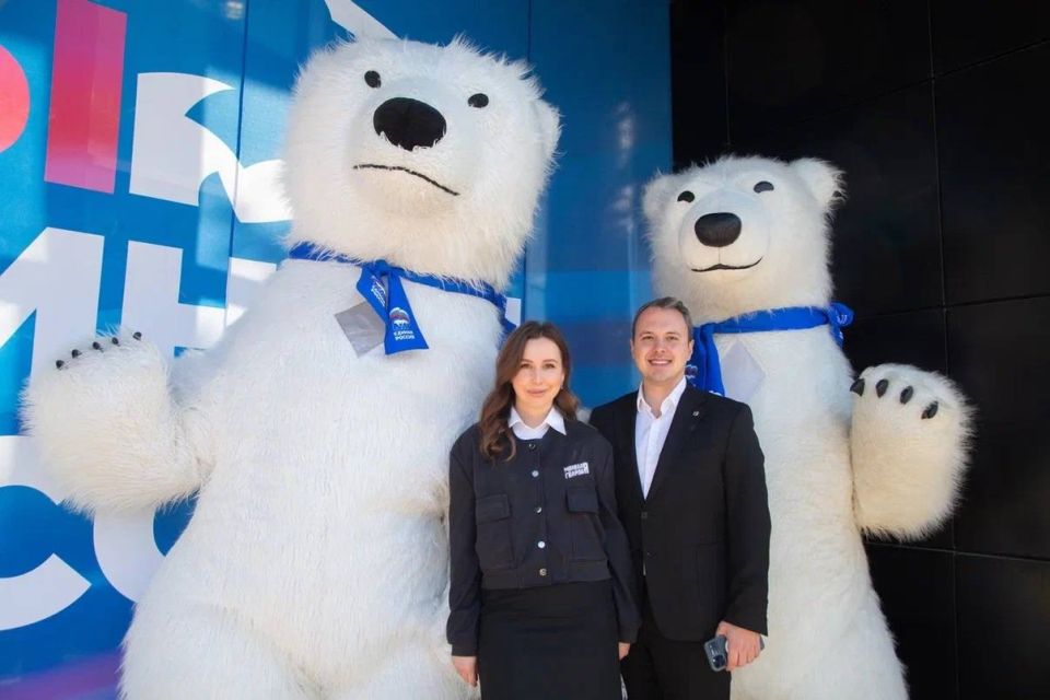 Алексей Зинченко: Вчера принял участие в XVII Конференции Крымского отделения «Единой России» Алексей Зинченко: Вчера принял участие в XVII Конференции Крымского отделения «Единой России»