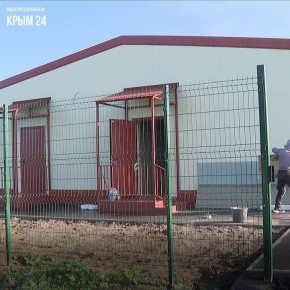 В Ленинском районе подходит к завершению строительство врачебных амбулаторий в сёлах Ильичёво, Семисотка, Приозёрное, Войково, Заветное и Чистополье