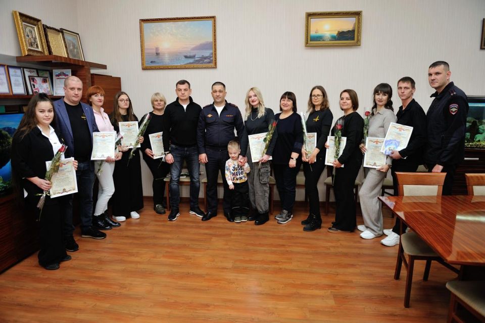 В Евпатории с профессиональным праздником поздравили волонтеров добровольческого поисково-спасательного отряда «ПоискКрым»