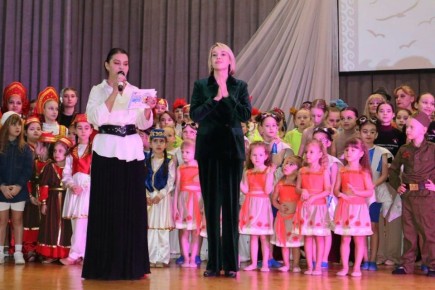 Инна Федоренко: Дорогие жители района!. Сегодня мы дали старт масштабному фестивалю "Сиваш-Арт"! На наше мероприятие съехались самые талантливые люди из двенадцати районов нашего полуострова! Это первое событие такого...