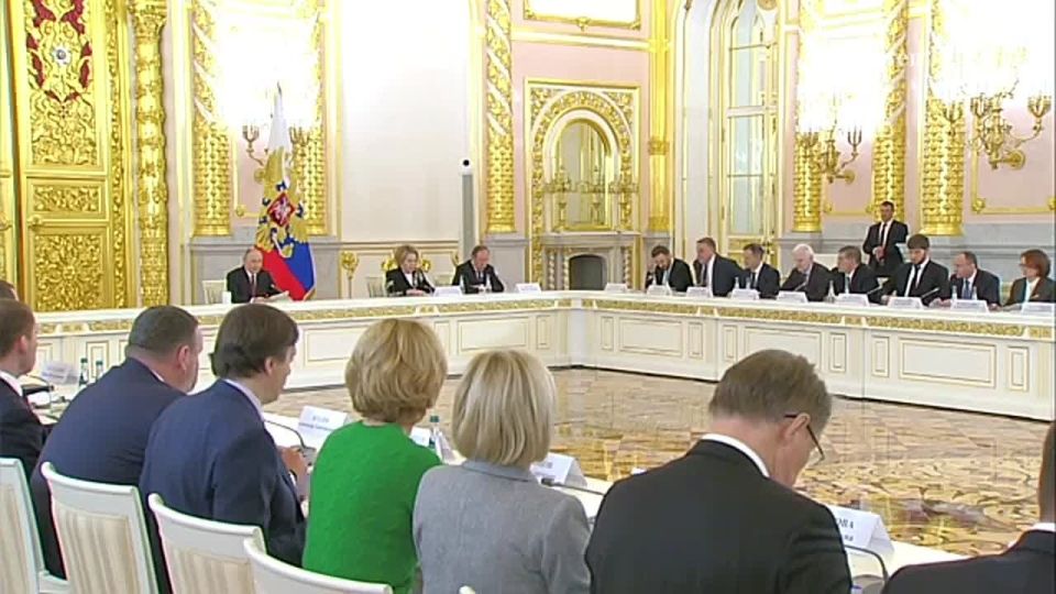 Президент Владимир Путин рассказал об успешном запуске 19 новых национальных проектов