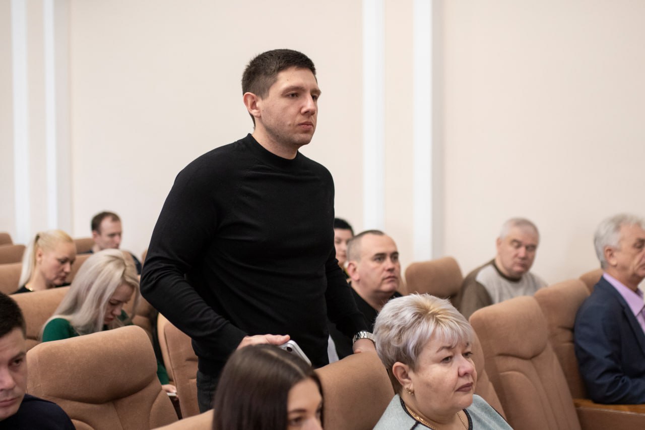 В Симферополе прошло оперативно-хозяйственное совещание, в ходе которого руководители структурных подразделений отчитались о проделанной работе В Симферополе прошло оперативно-хозяйственное совещание, в ходе которого руководители структурных подразделений отчитались о проделанной работе