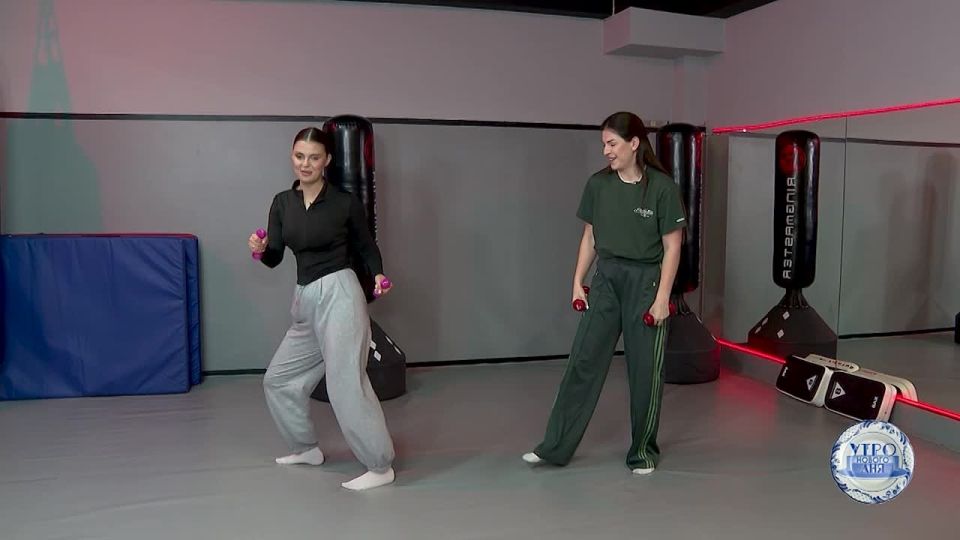 Доброе утро, спортсмены. Заряжаемся позитивом и выполняем комплекс упражнений от тренера по фитбоксу Мадлены Хачатуровой @crimea24_sport