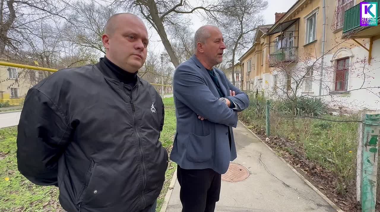 От жителей многоквартирного дома по улице Суворова стали поступать многочисленные жалобы: в одной из квартир поселился новый жилец с собакой породы маламут