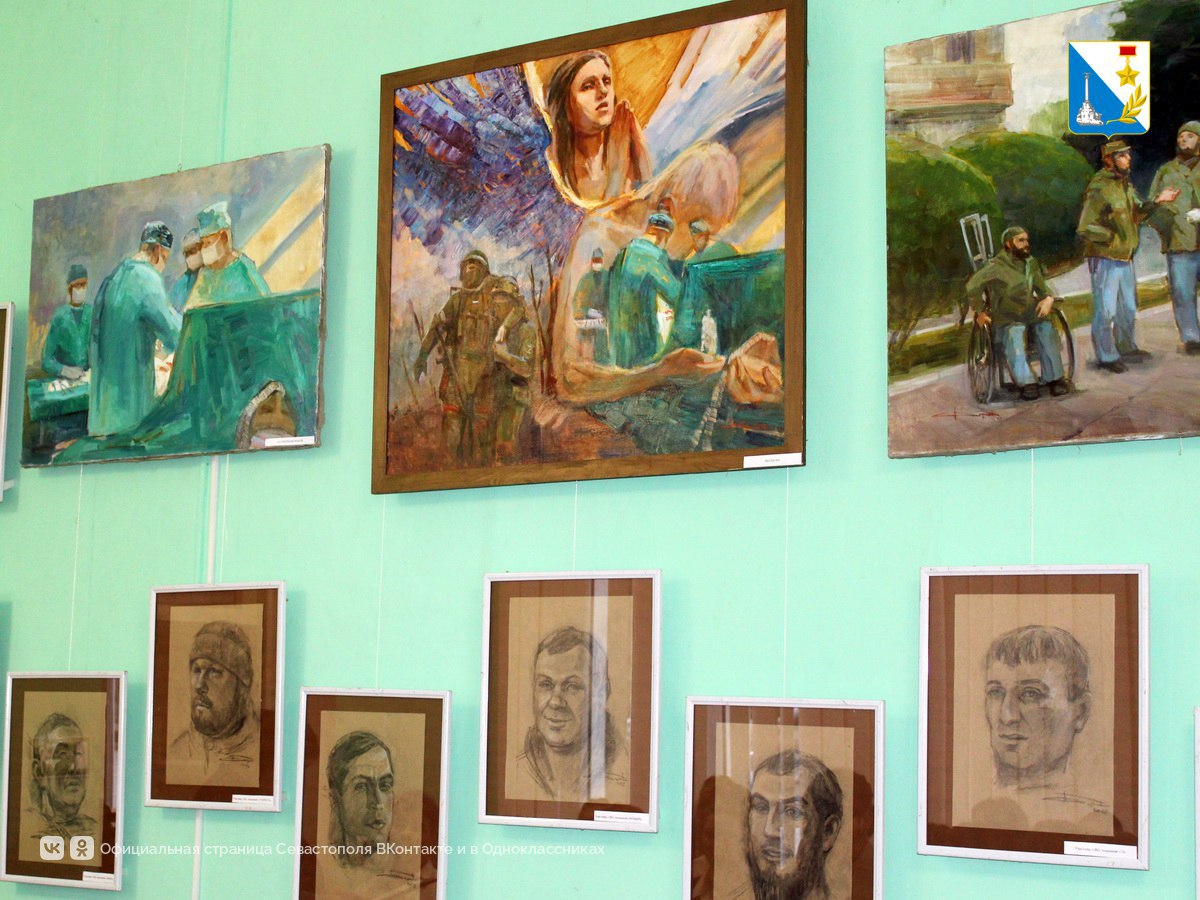 В центральной детской библиотеке Севастополя открыли выставку «Опалённые войной» В центральной детской библиотеке Севастополя открыли выставку «Опалённые войной»