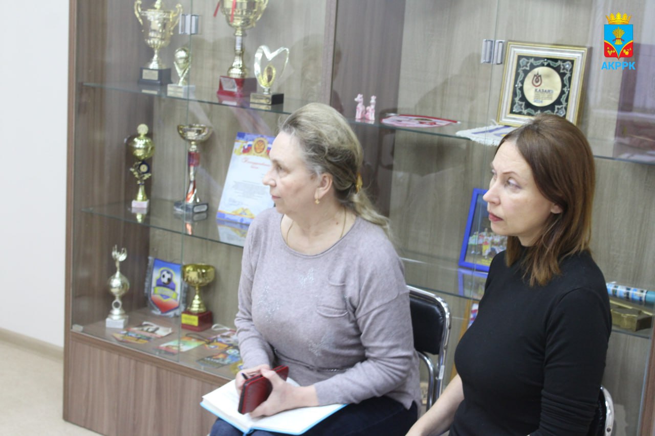 Глава Администрации района Василий Грабован провел выездной прием граждан в пгт Октябрьское! Глава Администрации района Василий Грабован провел выездной прием граждан в пгт Октябрьское!