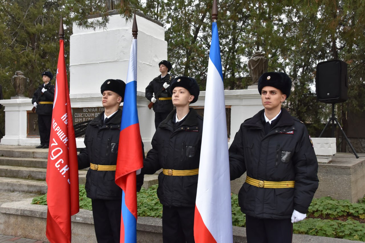 Михаил Назаров: 9 декабря в России чествуют Героев Отечества: тех, кто удостоен самых почетных государственных наград – званий Героев Советского Союза, Российской Федерации, орденов Славы и Святого Георгия Михаил Назаров: 9 декабря в России чествуют Героев Отечества: тех, кто удостоен самых почетных государственных наград – званий Героев Советского Союза, Российской Федерации, орденов Славы и Святого Георгия