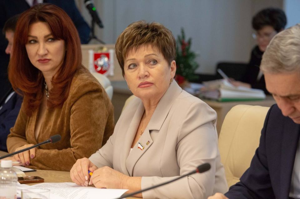 Развитие архивной отрасли Крыма Развитие архивной отрасли Крыма