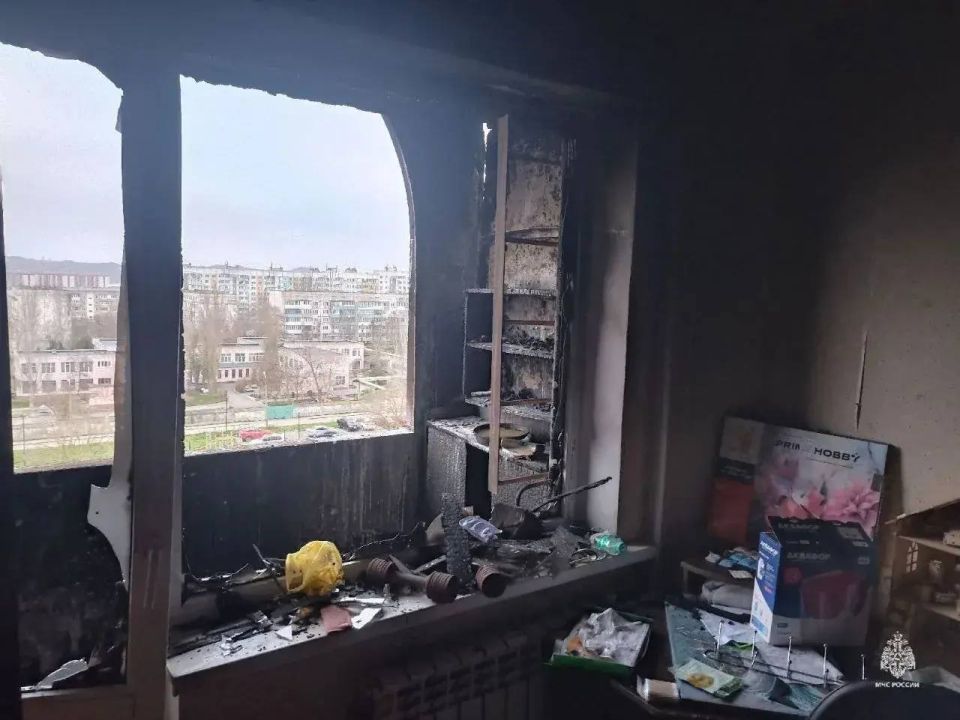 Детская игрушка стала причиной пожара в квартире в Керчи
