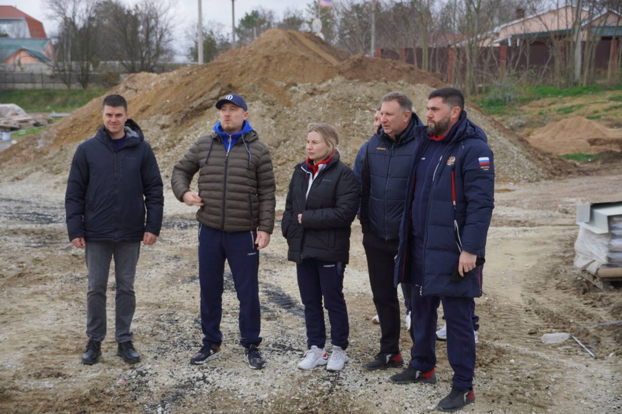 Шериф Османов: БЕЛОГОРСКИЙ РАЙОН ДИНАМИЧНО РАЗВИВАЕТСЯ Шериф Османов: БЕЛОГОРСКИЙ РАЙОН ДИНАМИЧНО РАЗВИВАЕТСЯ