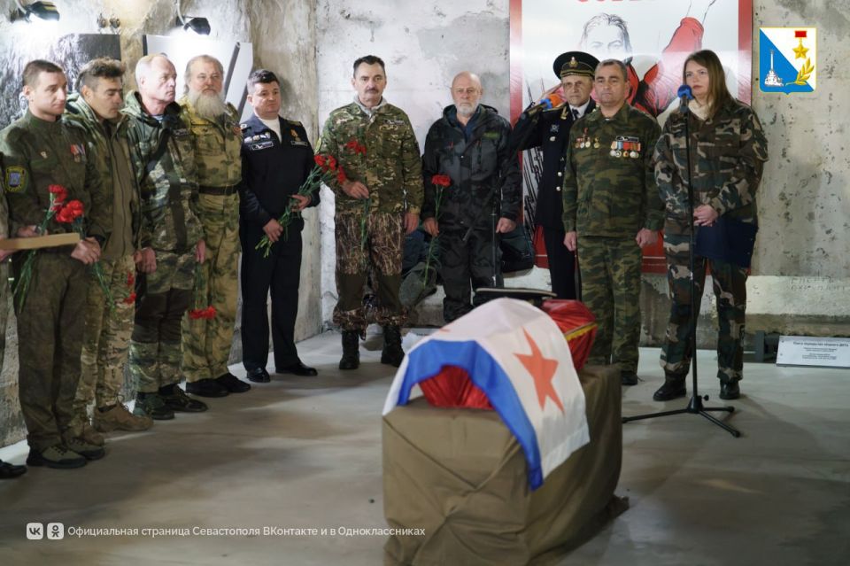 Чтим память защитников. На 35-й батарее прошла церемония передачи останков воина Красной армии Рази Сафара Назимова в Таджикистан Чтим память защитников. На 35-й батарее прошла церемония передачи останков воина Красной армии Рази Сафара Назимова в Таджикистан