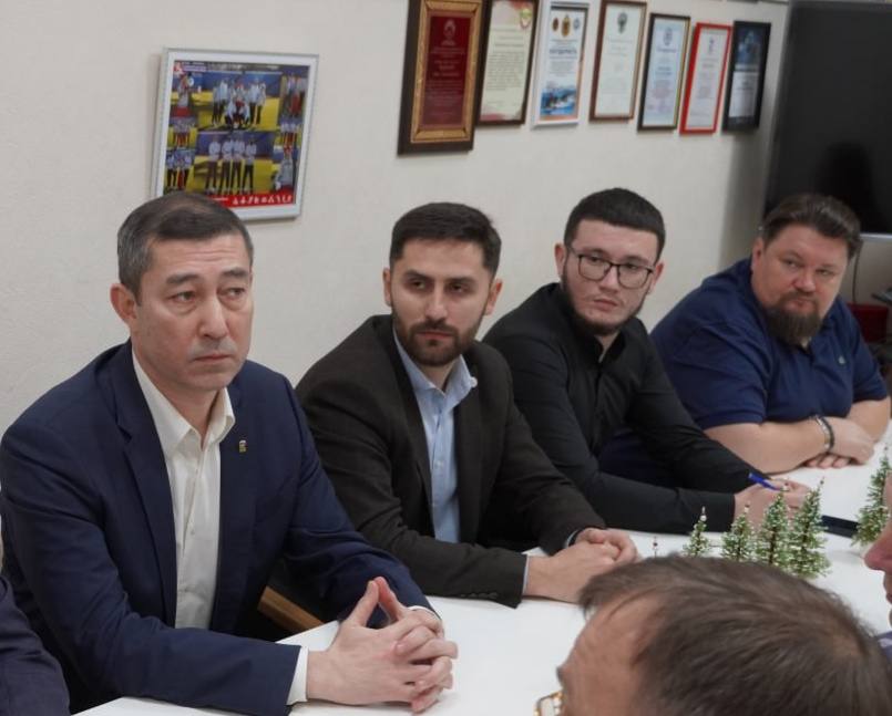 Ольга Торубарова: Сегодня состоялась рабочая встреча с первым вице-президентом Российского студенческого спортивного союза, президентом Национальной студенческой футбольной лиги СТУКАЛОВЫМ АНДРЕЕМ НИКОЛАЕВИЧЕМ Ольга Торубарова: Сегодня состоялась рабочая встреча с первым вице-президентом Российского студенческого спортивного союза, президентом Национальной студенческой футбольной лиги СТУКАЛОВЫМ АНДРЕЕМ НИКОЛАЕВИЧЕМ