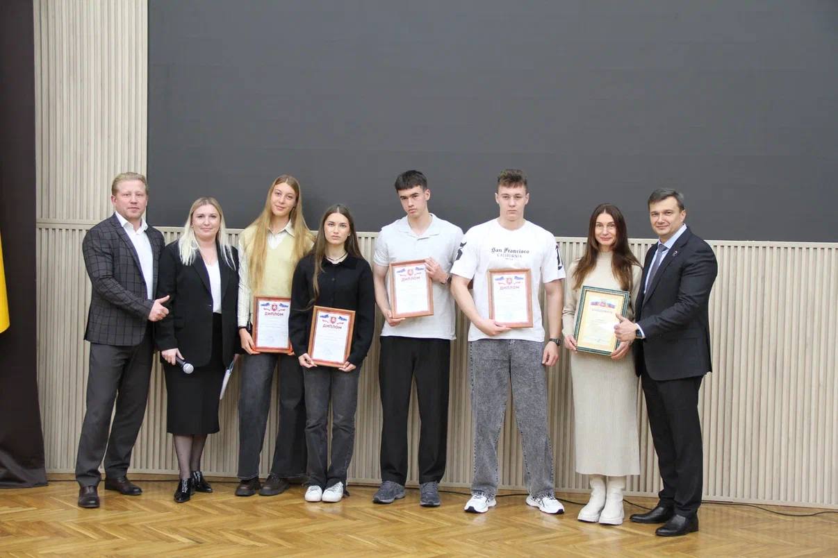 Константин Шимановский: Подведены итоги спортивного года! Наши спортсмены завоевывали призовые места на Всероссийских, республиканских и местных соревнованиях Константин Шимановский: Подведены итоги спортивного года! Наши спортсмены завоевывали призовые места на Всероссийских, республиканских и местных соревнованиях