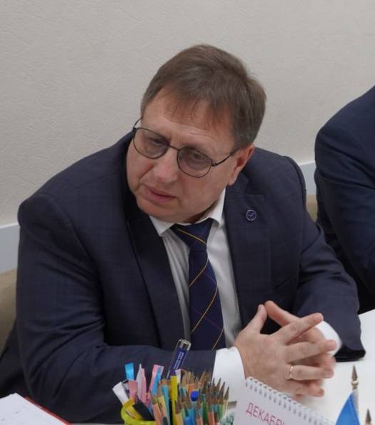 Ольга Торубарова: Сегодня состоялась рабочая встреча с первым вице-президентом Российского студенческого спортивного союза, президентом Национальной студенческой футбольной лиги СТУКАЛОВЫМ АНДРЕЕМ НИКОЛАЕВИЧЕМ Ольга Торубарова: Сегодня состоялась рабочая встреча с первым вице-президентом Российского студенческого спортивного союза, президентом Национальной студенческой футбольной лиги СТУКАЛОВЫМ АНДРЕЕМ НИКОЛАЕВИЧЕМ