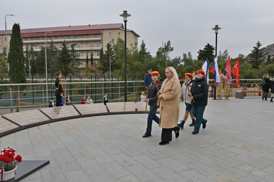 � ���� ������ ��������� � ������ ������������ ������� ������ ��������� �����