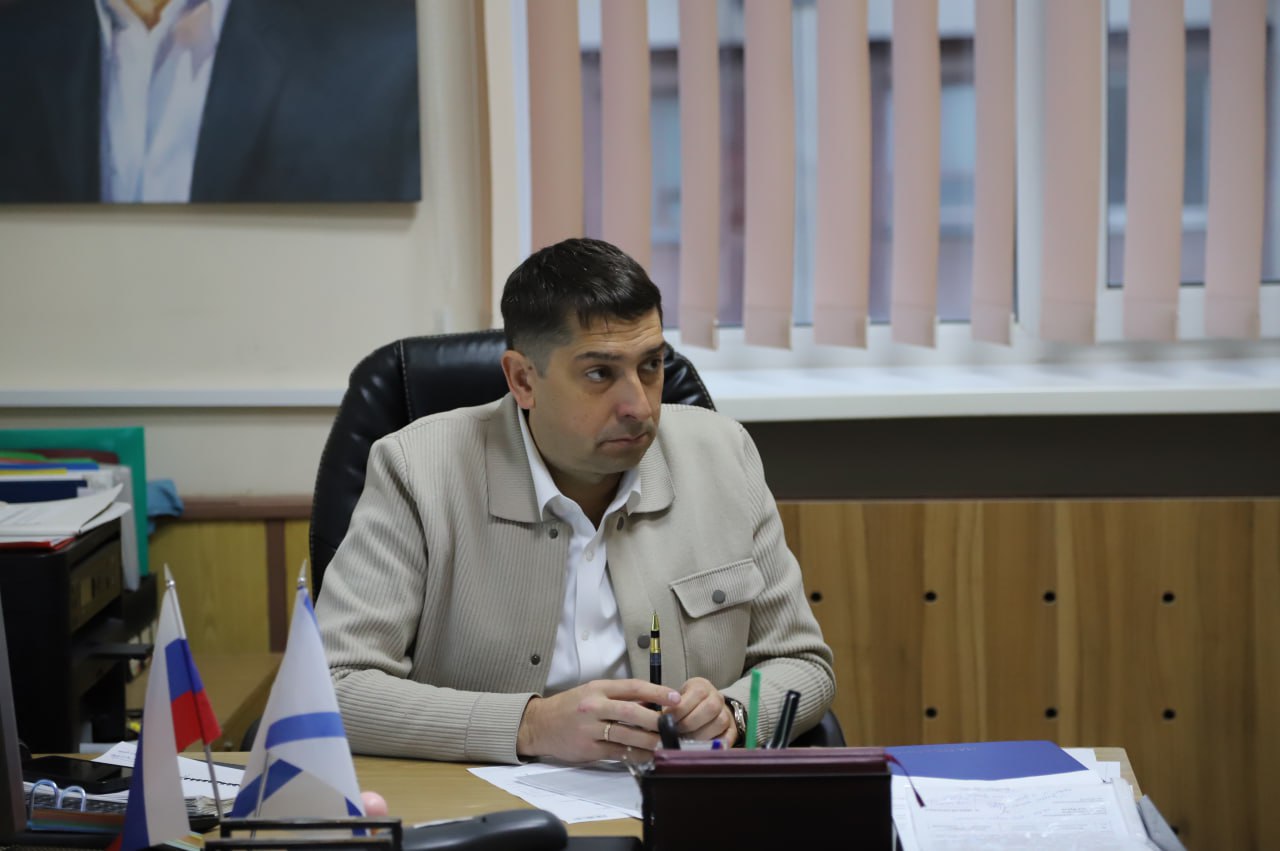 Заместитель главы администрации Бахчисарайского района Андрей Падалко с коллегами провел прием граждан