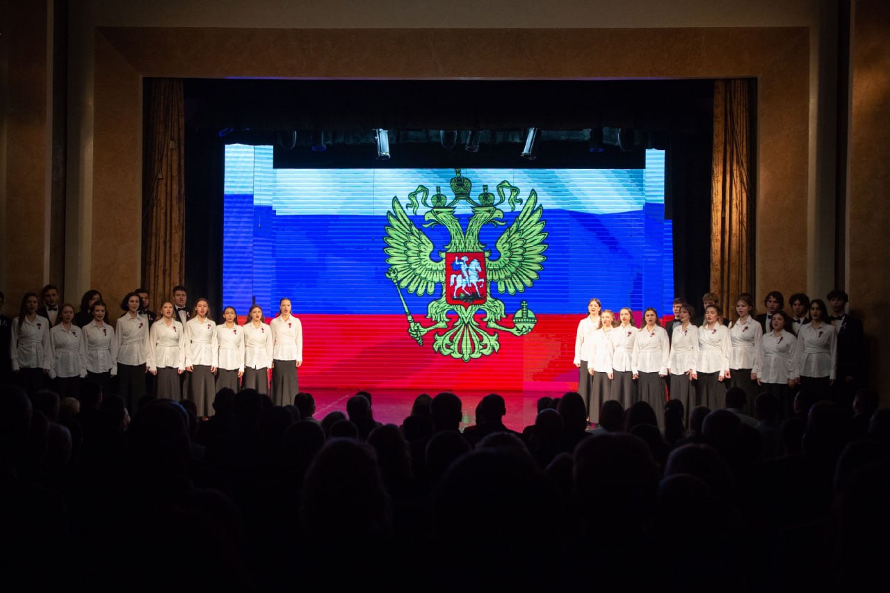 10 декабря председатель Советского районного совета Виктория Грицай совместно с главой администрации Советского района Александром Харламовым, главами сельских поселений Советского района приняли участие в торжественном... 10 декабря председатель Советского районного совета Виктория Грицай совместно с главой администрации Советского района Александром Харламовым, главами сельских поселений Советского района приняли участие в торжественном...
