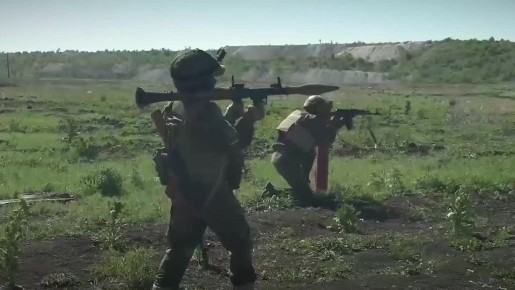 Защищаем Родину так же, как защищаем семью!