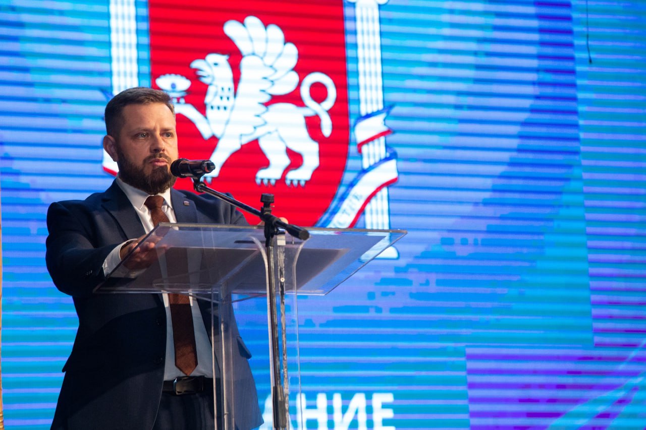 10 декабря председатель Советского районного совета Виктория Грицай совместно с главой администрации Советского района Александром Харламовым, главами сельских поселений Советского района приняли участие в торжественном... 10 декабря председатель Советского районного совета Виктория Грицай совместно с главой администрации Советского района Александром Харламовым, главами сельских поселений Советского района приняли участие в торжественном...