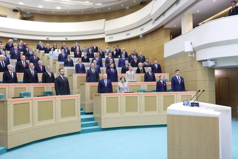 Юрий Нимченко: Сегодня в Совете Федерации на 602-ом пленарном заседании с докладом об актуальных вопросах внешней политики Российской Федерации выступил Министр иностранных дел РФ Сергей Викторович Лавров Юрий Нимченко: Сегодня в Совете Федерации на 602-ом пленарном заседании с докладом об актуальных вопросах внешней политики Российской Федерации выступил Министр иностранных дел РФ Сергей Викторович Лавров