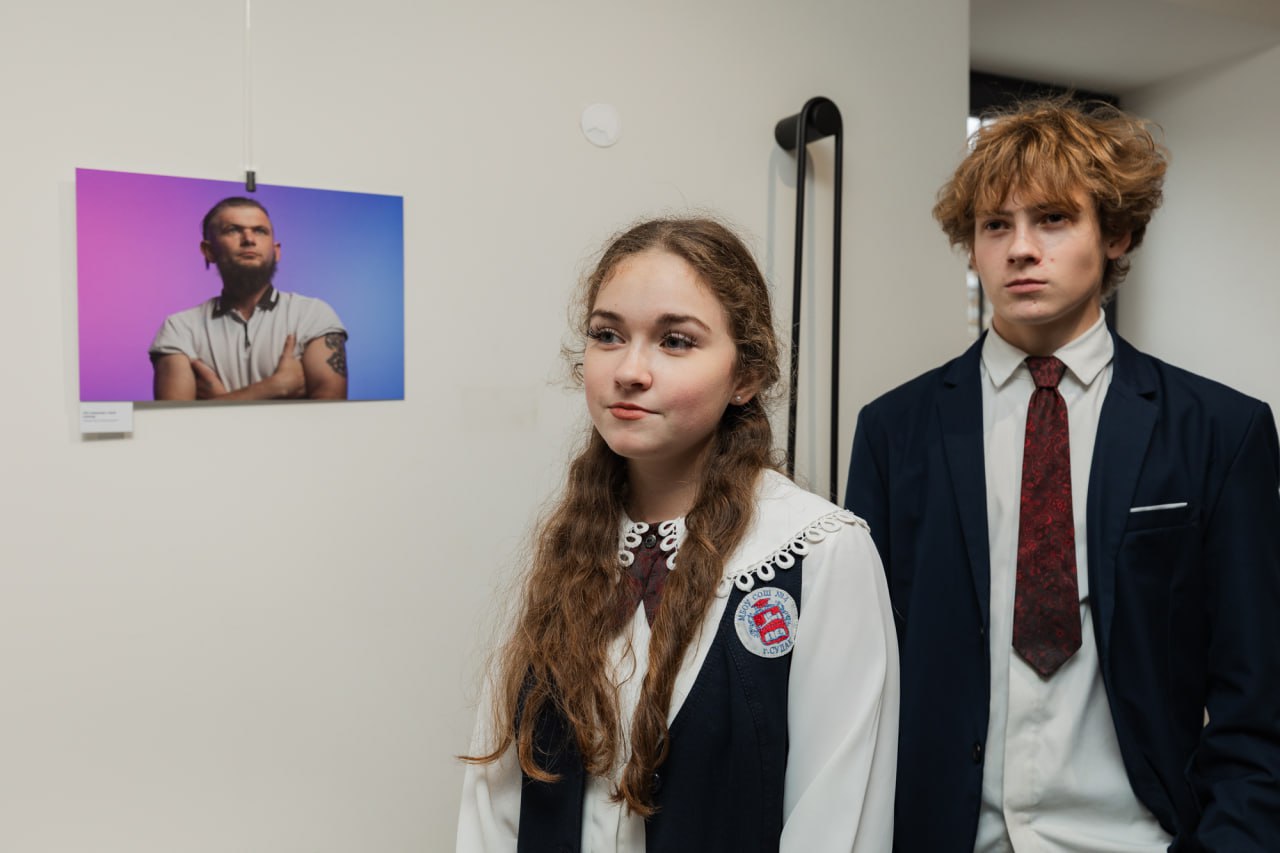 Школьники Судака подготовили фотовыставку с портретами своих героев Школьники Судака подготовили фотовыставку с портретами своих героев