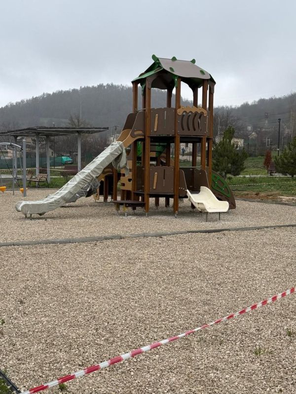 Глава администрации Бахчисарайского района Анжелика Ястребова совместно с заместителем администрации Екатериной Глинкиной посетили Голубиновское сельского поселение Глава администрации Бахчисарайского района Анжелика Ястребова совместно с заместителем администрации Екатериной Глинкиной посетили Голубиновское сельского поселение