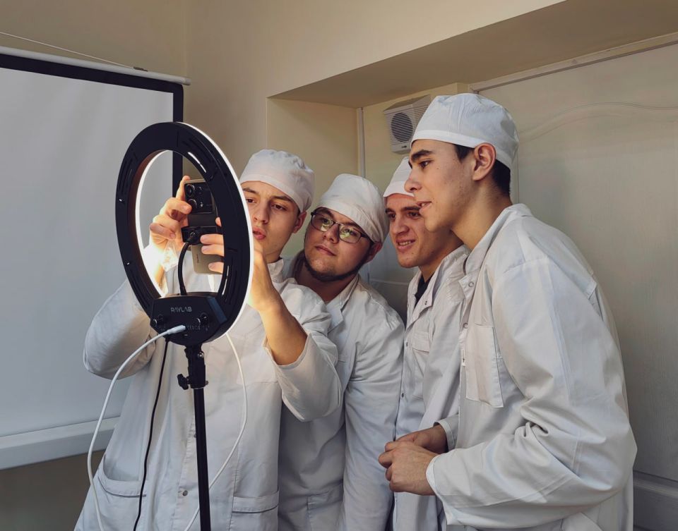 �������� �������� ������������ ����������� ���� ������� ��������� ������ � �������� ������������� ������������� ��������������