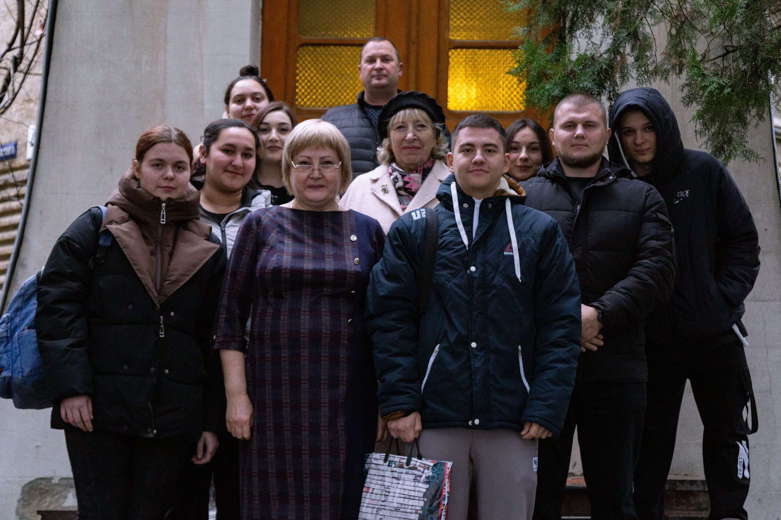 Подвиг вне времени: герои прошлого и настоящего вдохновляют крымскую молодежь Подвиг вне времени: герои прошлого и настоящего вдохновляют крымскую молодежь