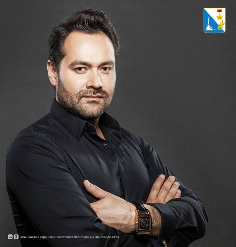 Владимир Путин присвоил звание народного артиста России художественному руководителю севастопольского театра оперы и балета Ильдару Абдразакову