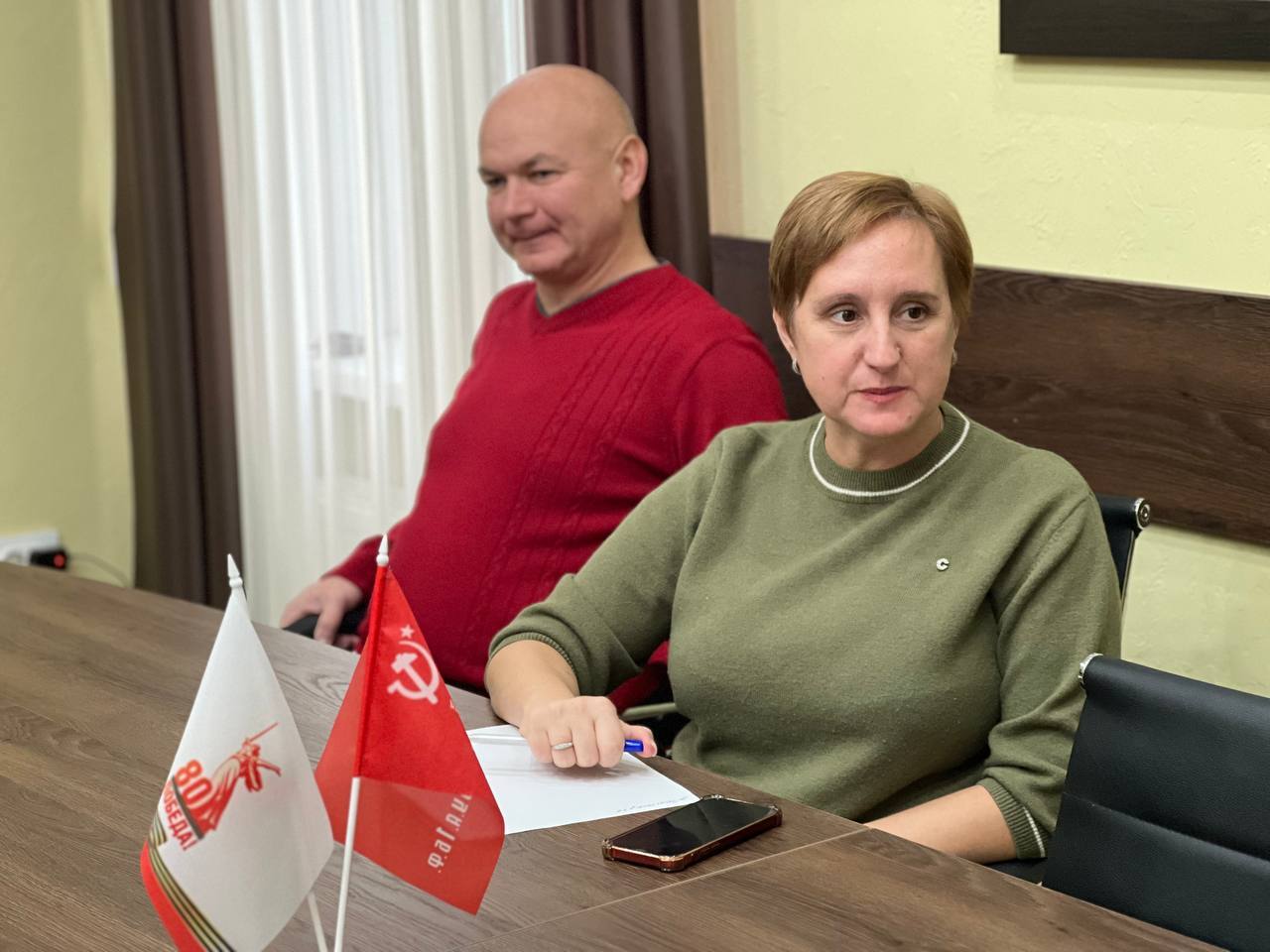 Глава администрации Игорь Ивин провёл встречу с тренером Федерации смешанных боевых единоборств (ММА) Республики Крым, на которой были рассмотрены вопросы развития данного вида спорта в городе Глава администрации Игорь Ивин провёл встречу с тренером Федерации смешанных боевых единоборств (ММА) Республики Крым, на которой были рассмотрены вопросы развития данного вида спорта в городе