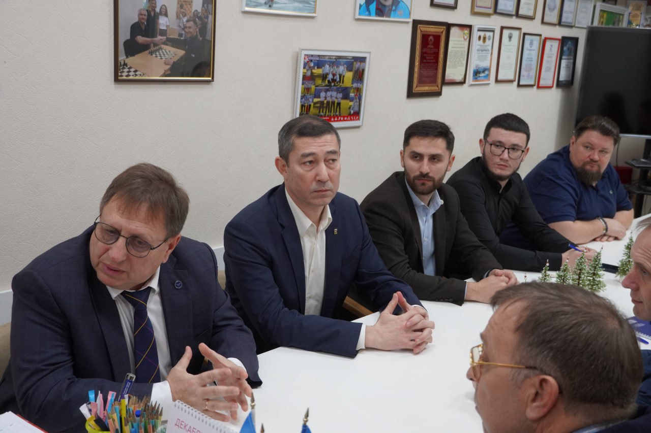 В Министерстве спорта Республики Крым обсудили развитие студенческого спорта В Министерстве спорта Республики Крым обсудили развитие студенческого спорта