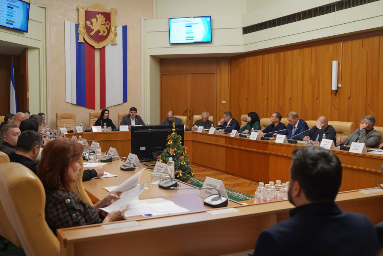 В Государственном Совете Республики Крым состоялось заседание Комитета по промышленности, торговле и предпринимательству, в рамках которого Министерство промышленности и торговли Республики Крым представило итоги... В Государственном Совете Республики Крым состоялось заседание Комитета по промышленности, торговле и предпринимательству, в рамках которого Министерство промышленности и торговли Республики Крым представило итоги...