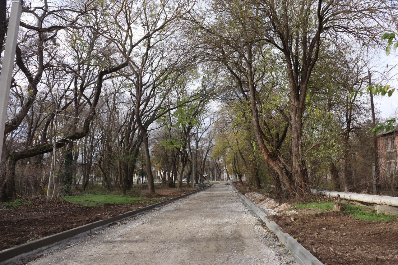 На улице Энгельса приступили к обустройству тротуаров На улице Энгельса приступили к обустройству тротуаров